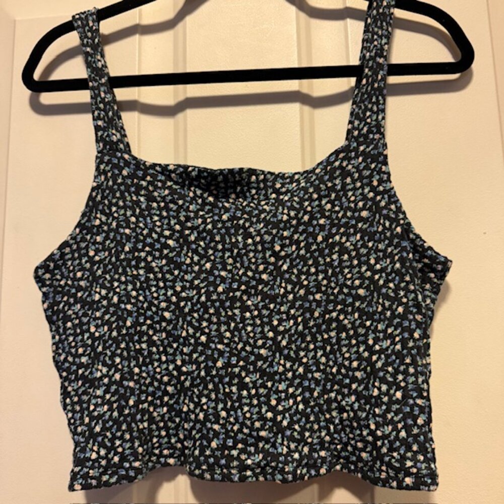 American Eagle Floral Crop Tank Top Size Large